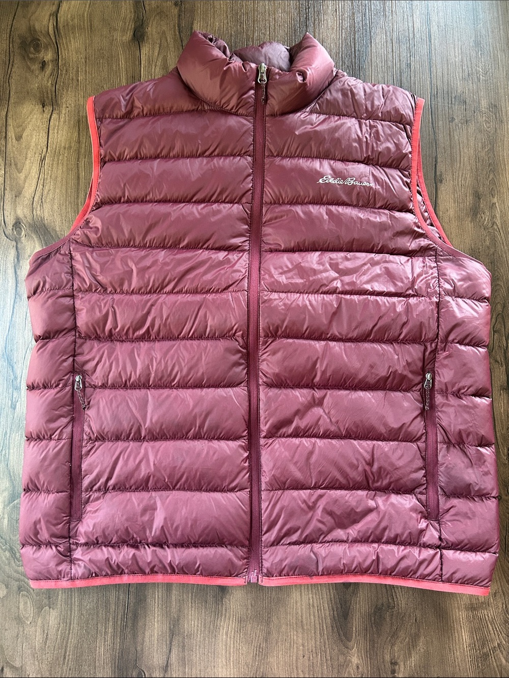 Eddie Bauer Men’s Maroon Puffer Vest